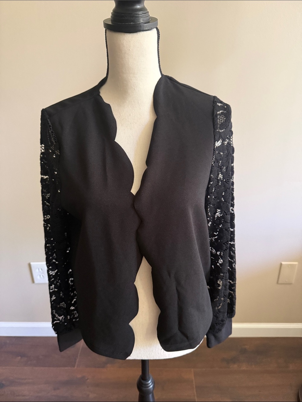 Black Scalloped Front Cardigan with Lace Sleeves Size Large